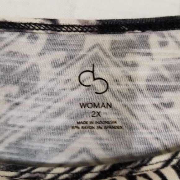 db Woman 2X Black & White Cap Short Sleeve - Picture 2 of 5